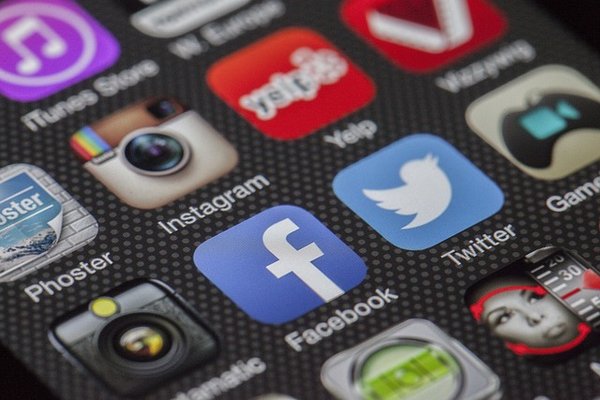 Comment réussir la programmation de ses publications sur les réseaux sociaux ?